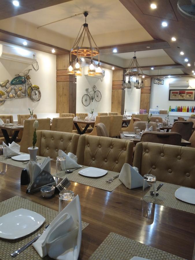 Hotel Khetan Palace Katihar ภายนอก รูปภาพ