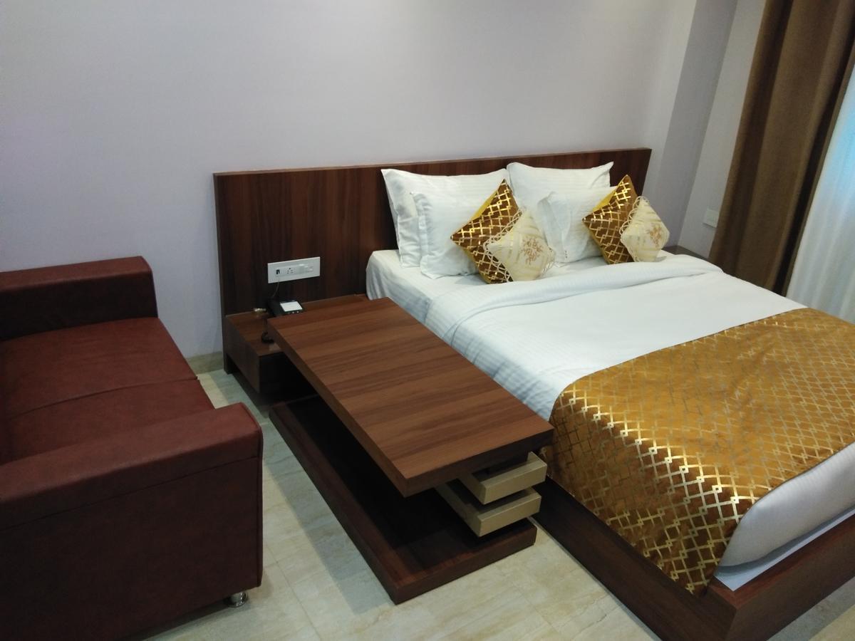 Hotel Khetan Palace Katihar ภายนอก รูปภาพ