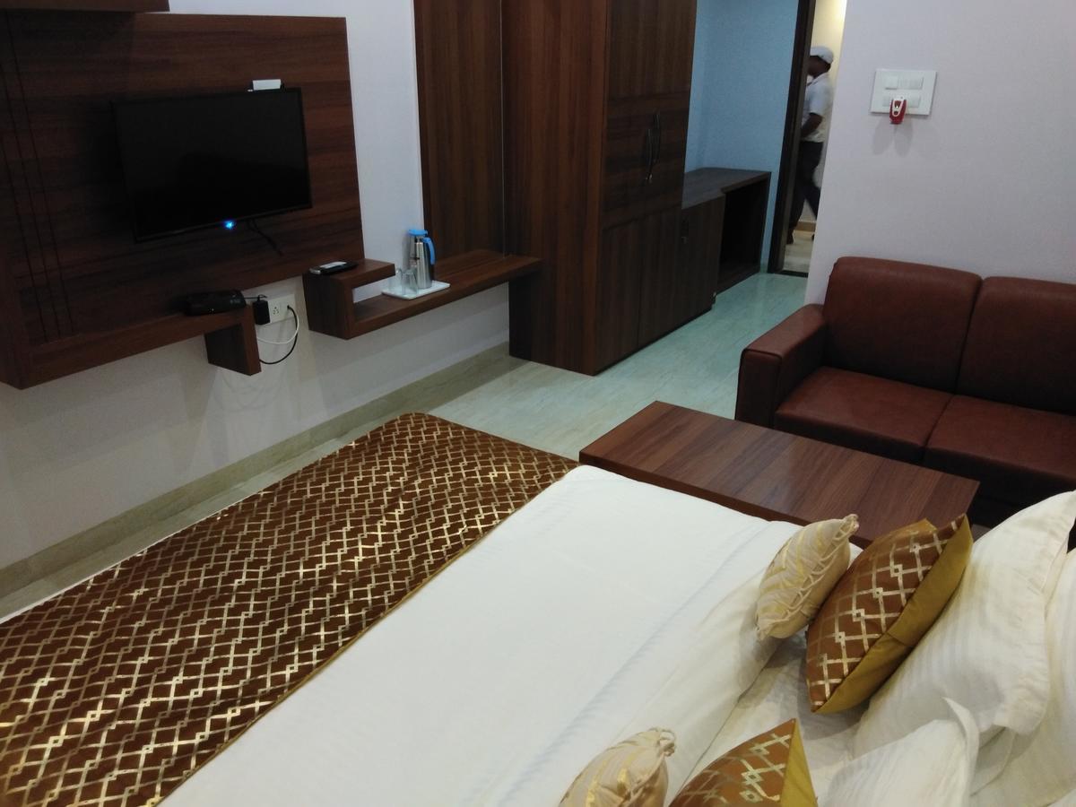 Hotel Khetan Palace Katihar ภายนอก รูปภาพ